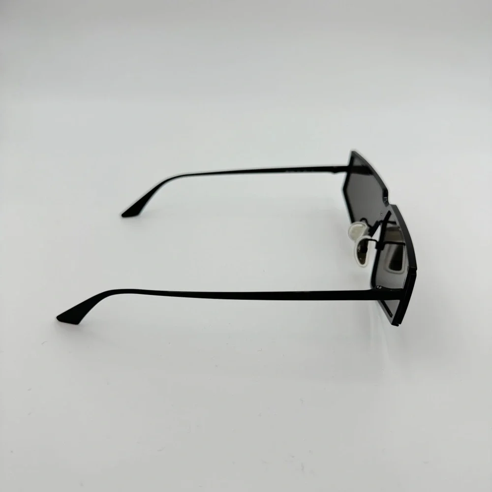Balenciaga contemporary black